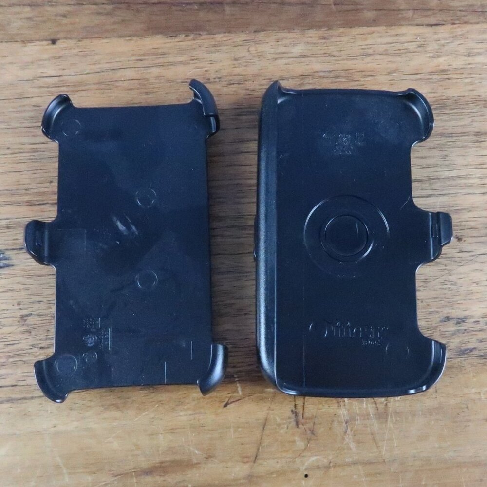 OTTERBOX BUNDLE BLACK 2 - 5.5" X 3" VERTICAL & HORIZONTAL BELT CLIP STYLE